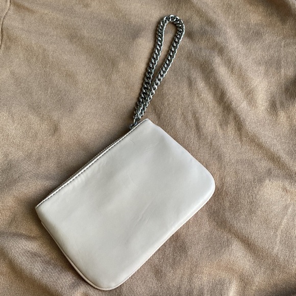 Express blush pink chain wristlet - Picture 2 of 5